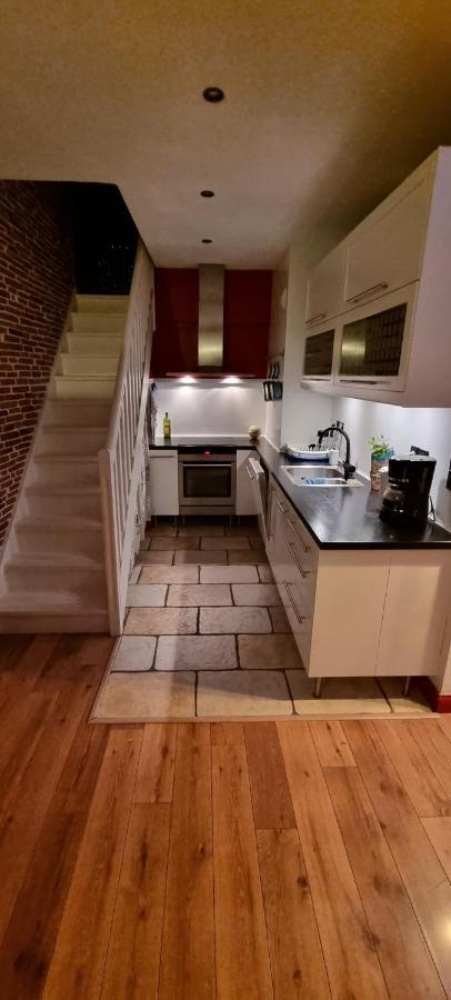 Chambre D'Hotes Sde, Wc Prive Climatise Dans Loft 80M2 Espace Commun Avec Les Habitants Salon Et Cuisine Daire Toulon Dış mekan fotoğraf
